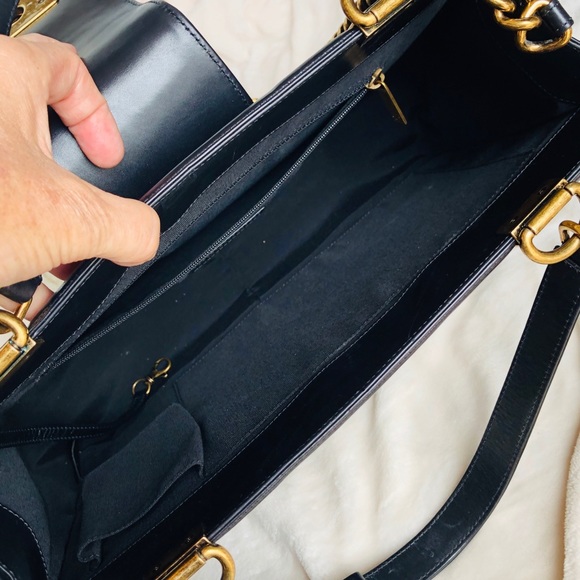 Chanel Glazed Calfskin Boy Tote - Picture 13 of 16